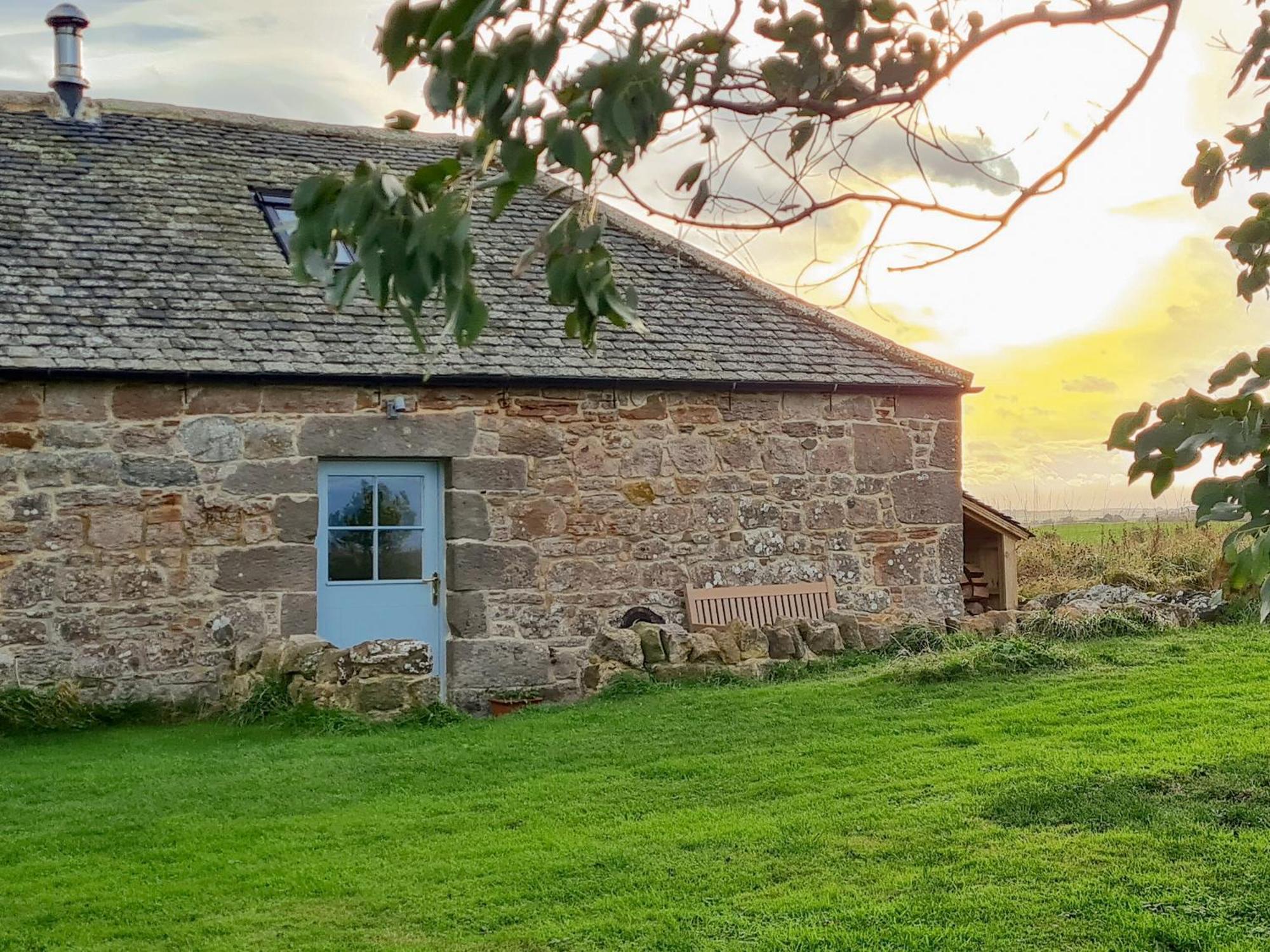 Dowie House Steading Cheswick  Exterior photo